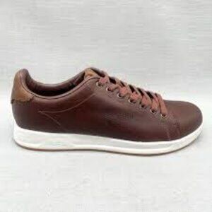 Kuru Roam Classic Sneaker in Brown
